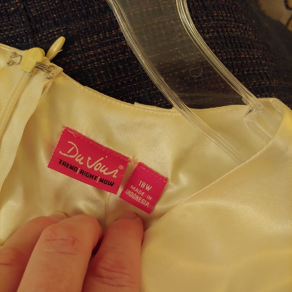 Black & White Dress - Picture 4 of 5